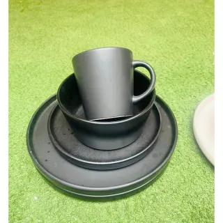 Black 1998 ...16pcs Dinner Set