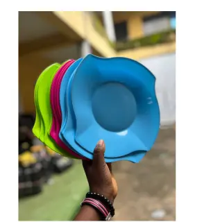 12pcs Colour Plastic Plate