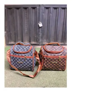 G68m Leather Quality Medium Lunch Bag