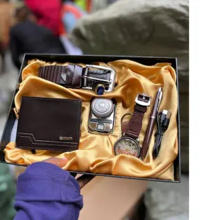 Complete Men Gift Set With Shaver