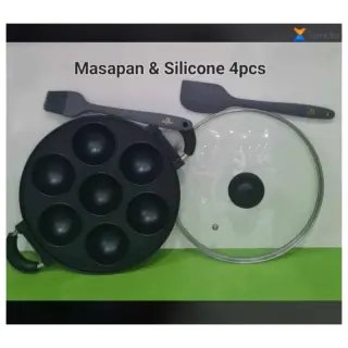 Masa Pan With Nonstick Kitchen Tools