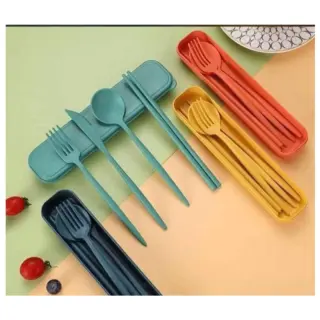 Plastic Kiddies Cutlery With Chopping Sticks